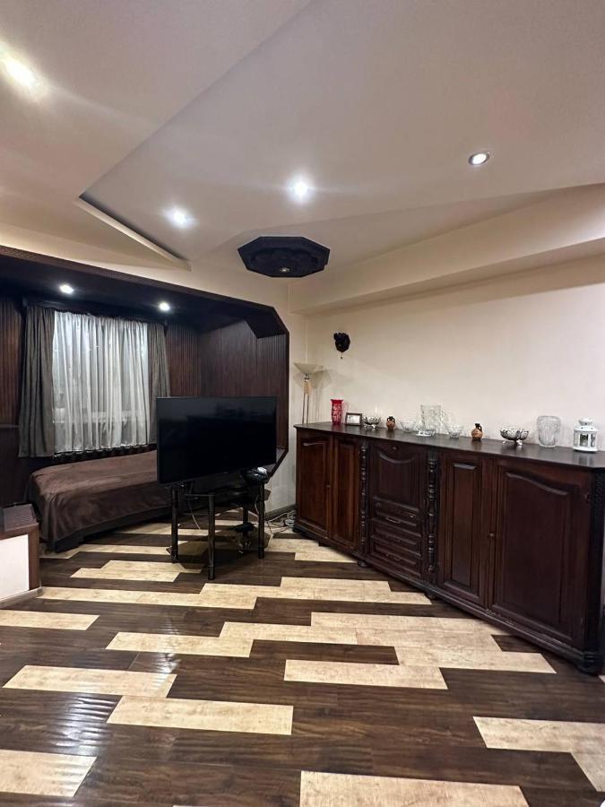 Studio Apartment Little Center, Heart Of Erevan Esterno foto