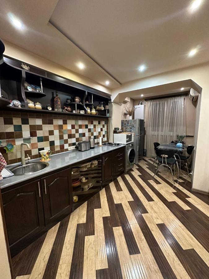 Studio Apartment Little Center, Heart Of Erevan Esterno foto